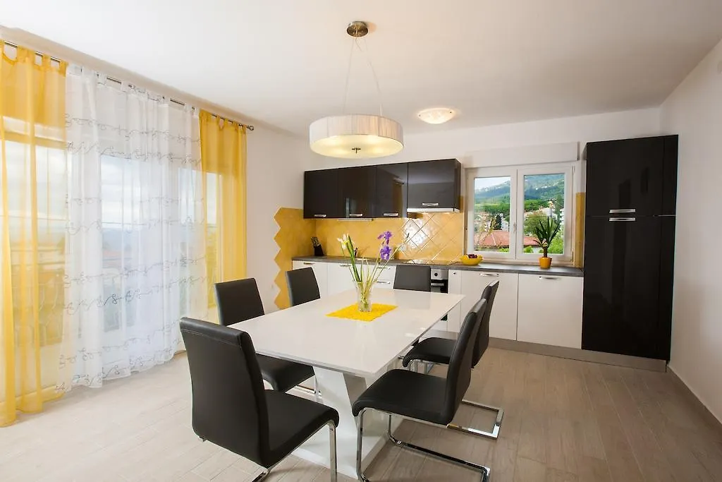 Apartment Pepi Lovran