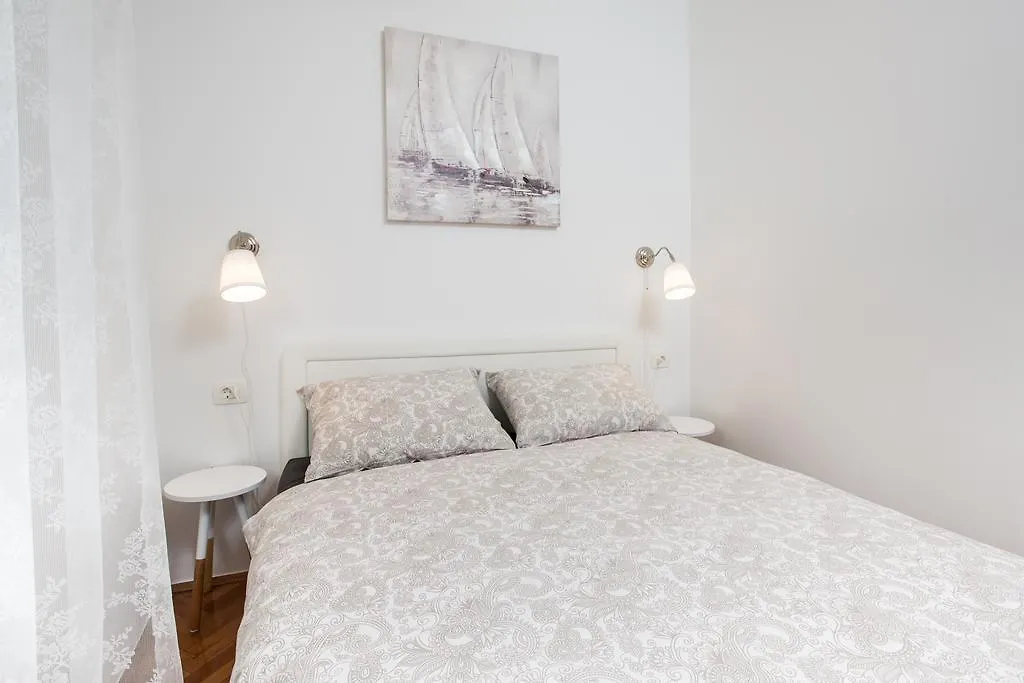 Apartment Pepi Lovran
