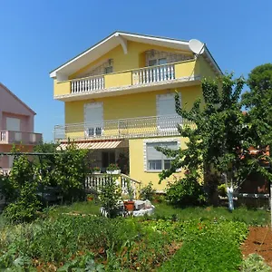 Marina Apartment Sukošan